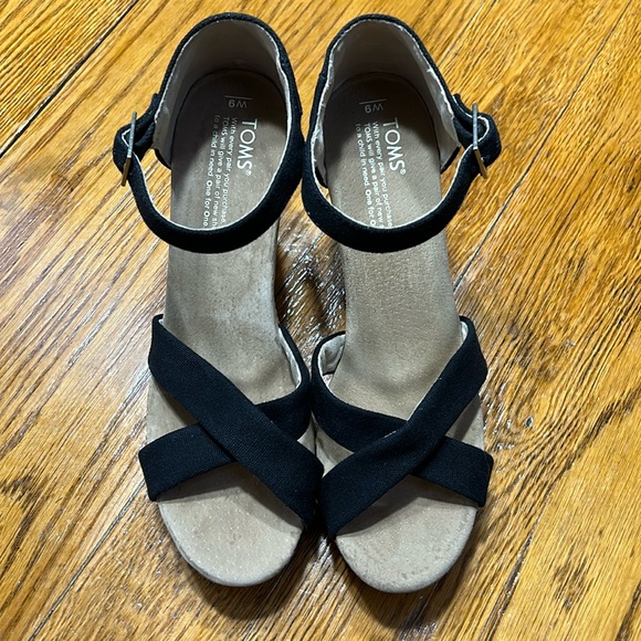 Toms black fabric wedges with cork heel. Size 9. - Picture 1 of 10